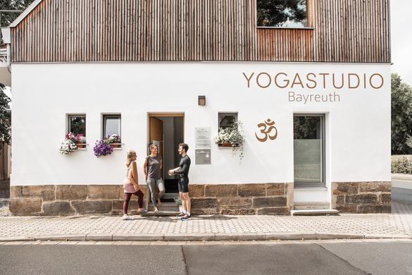 Yogastudio_Bayreuth_Feinretusche-8.jpg